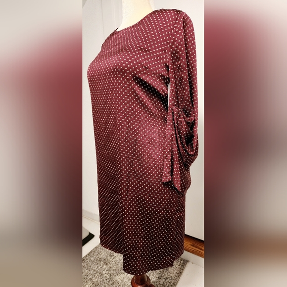 NWT VINCE CAMUTO Printed Dress, 14P - Picture 12 of 16